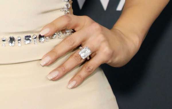 Custom Diamond Engagement Rings, Wedding Bands & Jewelry